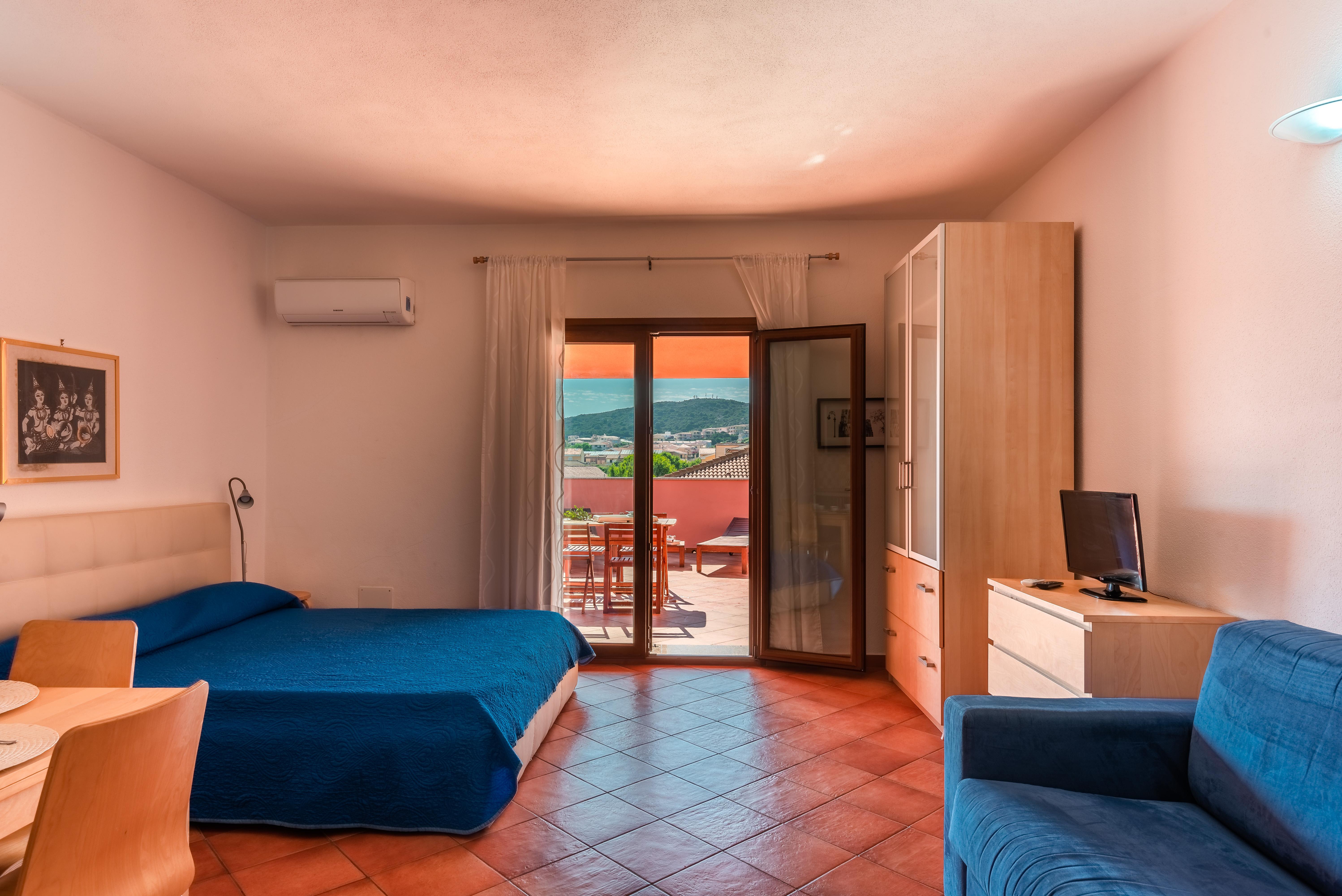Cristal Blu Aparthotel Santa Teresa Gallura Exteriör bild