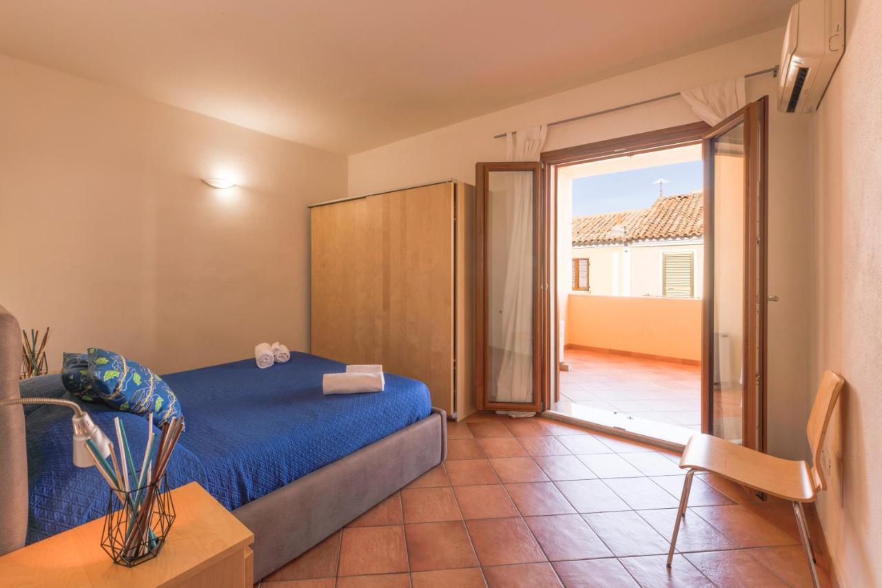 Cristal Blu Aparthotel Santa Teresa Gallura Exteriör bild